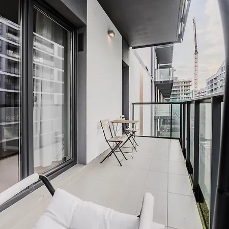 Wola Cozy By P&o Βαρσοβία